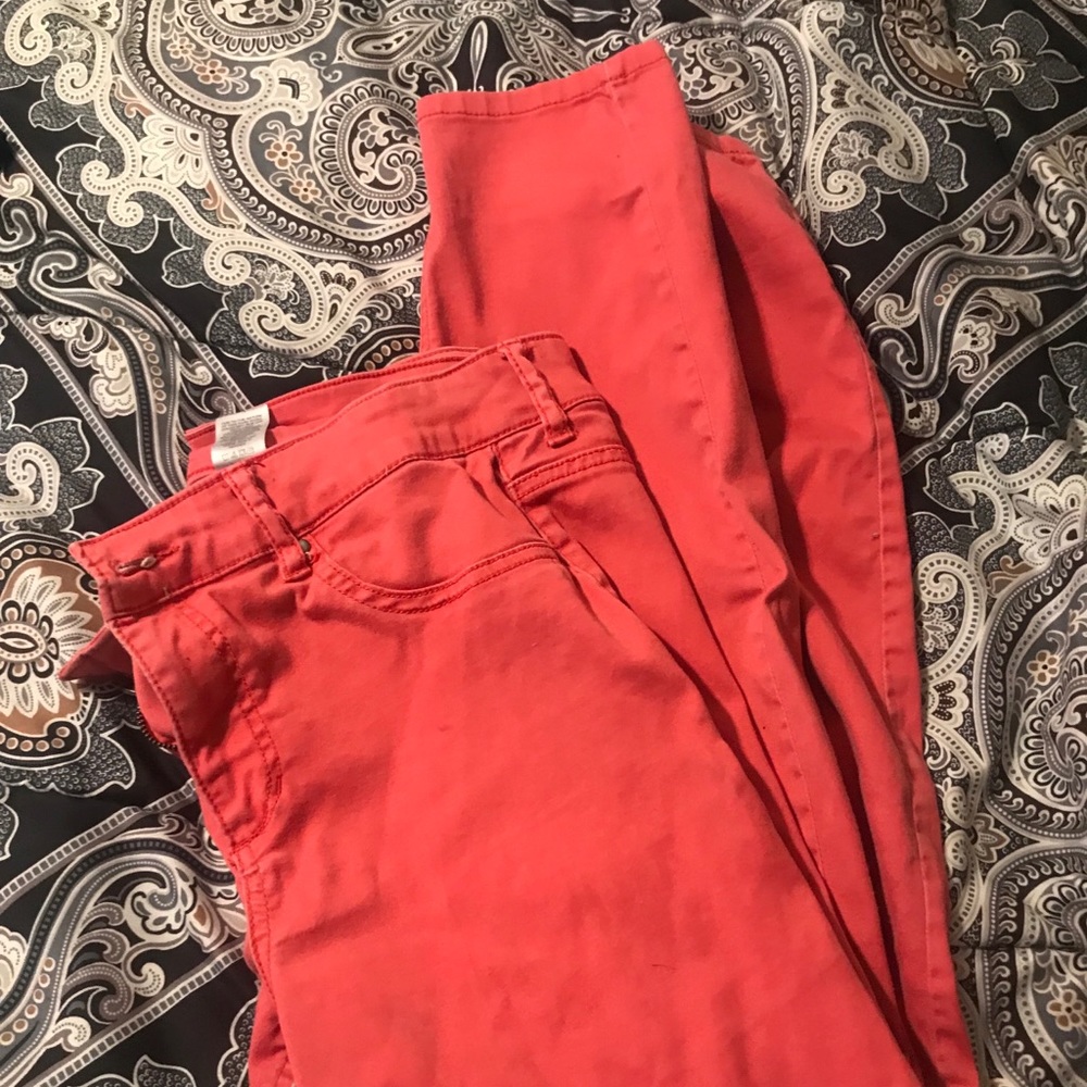 SOLD!!Maurices Stretchy Skinny Jeans 14 Regular